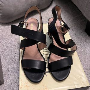 Restricted Leather Block Heels (Kirby)